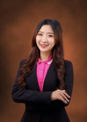 นางสาวธนารีย์ ฤทธิ์เรืองโรจน์